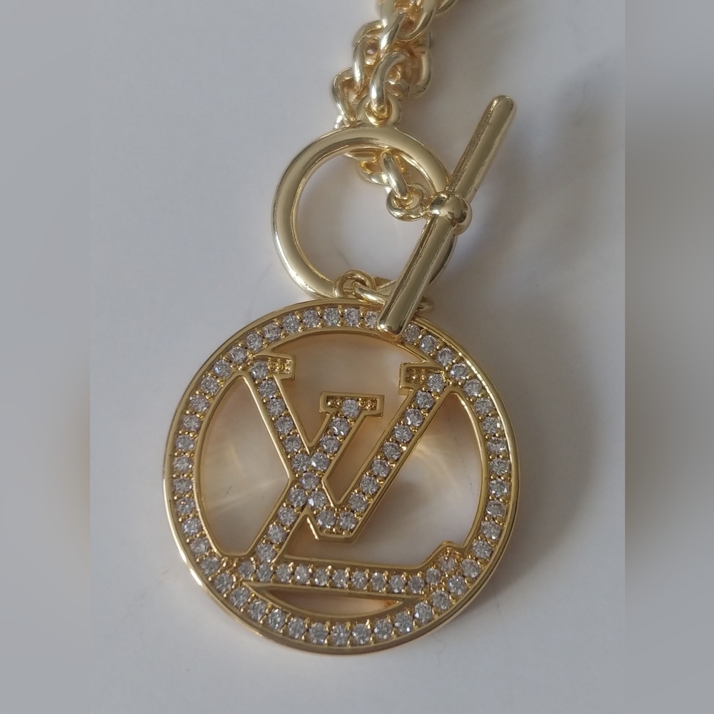 Louis Vuitton Gold and Crystal Pendant Necklace - Picture 10 of 12